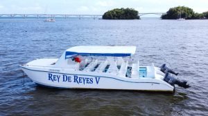 Catamaran Pribadi Teluk Samaná - Rey De Reyes V